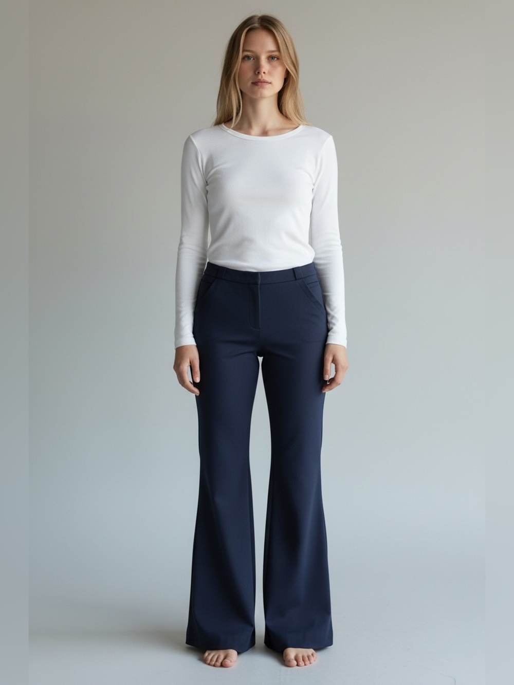 Diane Von Furstenberg Navy Stretch Flare Pants Size 6 Career Chic